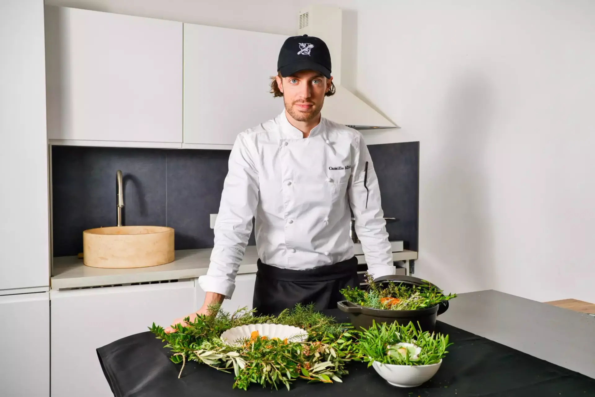 portrait professionnel du chef camille adam