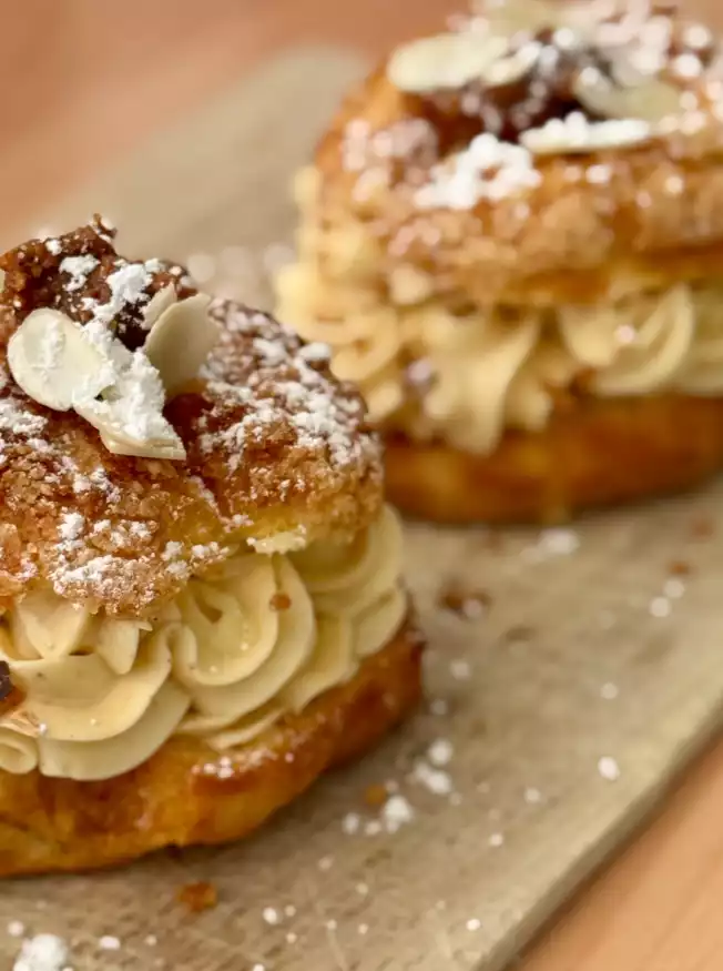 paris-brest réalisés lors d'une prestation privé de la cheffe anastasia loretto