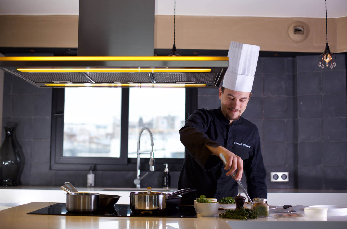 Portrait du chef françois marchenay, chef à domicile à lyon