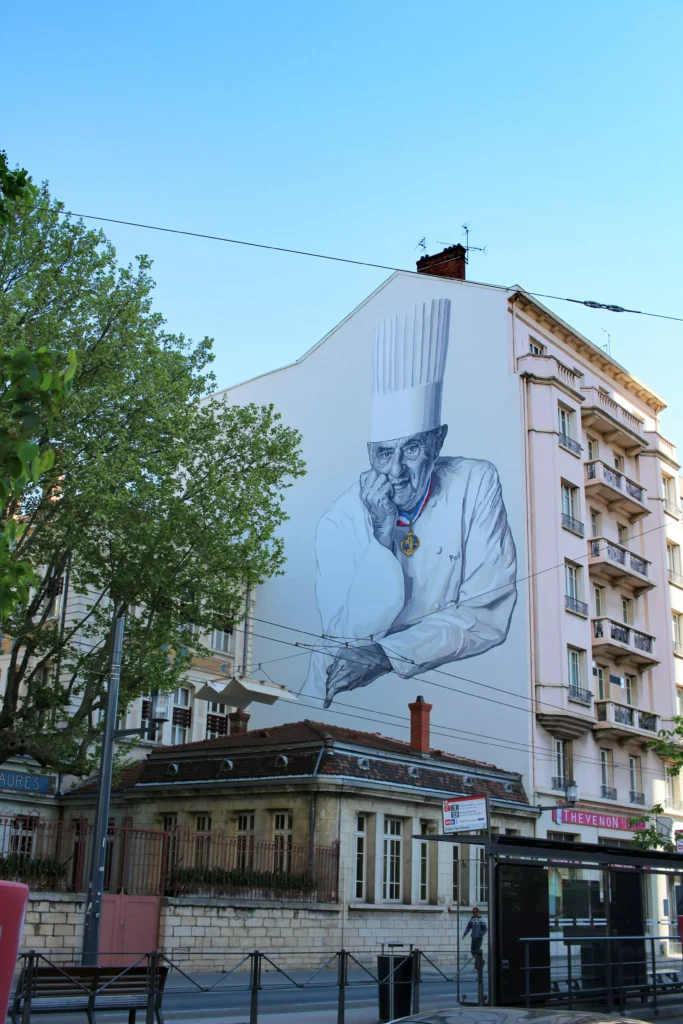 Dessin de Paul Bocuse, chef emblématique de la ville de Lyon