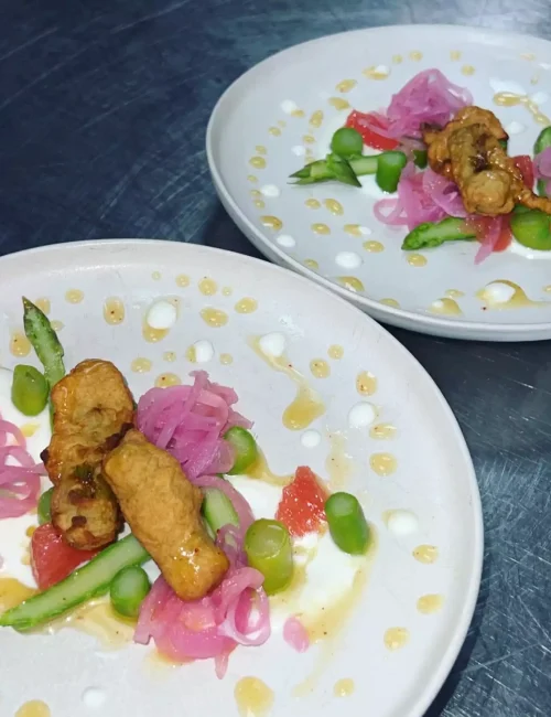 création avec des asperges par la cheffe fatimata amadou