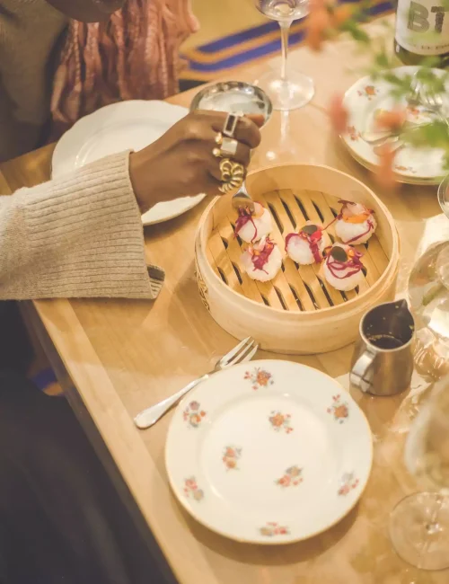 apéritifs d'influence culinaire asiatique réalisés par la cheffe margot beck