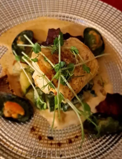 plat contenant des moules réalisé par le chef à domicile christophe bouillault