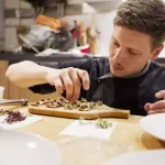 portait professionnel du chef simon provost